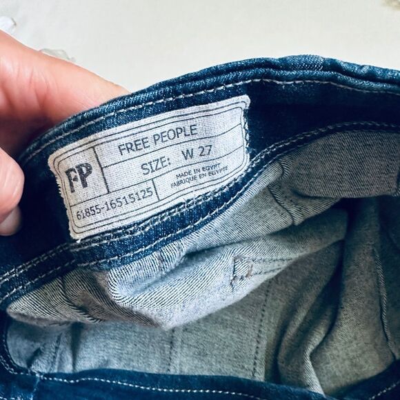 Free People Ultra High Rise Dark Wash Pull On Skinny Stretch Jeans - Picture 6 of 10